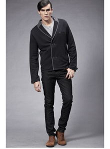 爱登堡男装 修身男士时尚休闲卫衣 15demoba001 的穿搭魅力